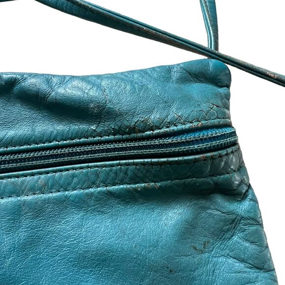 Ilze Heider Milwaukee WI Leather Designs Crossbody - Picture 5 of 6